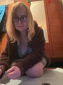 Irina2909xh online show from February 21, 2026, 12:23 am