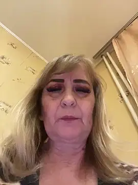 Irina2909xh online show from September 30, 2025, 10:27 pm