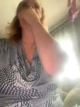 Irina2909xh online show from November 23, 2025, 8:35 am