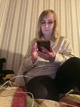 Irina2909xh online show from February 12, 2026, 10:31 pm