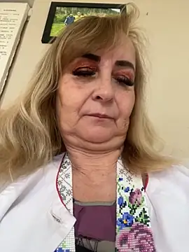 Irina2909xh online show from October 10, 2025, 11:00 am