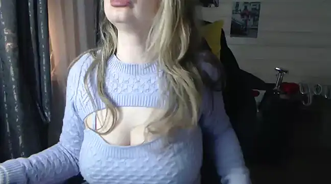 Snapshot of RubiLakros chatting on March 1, 2025, 4:54 pm RubiLakros online show from March 1, 2025, 4:54 pm