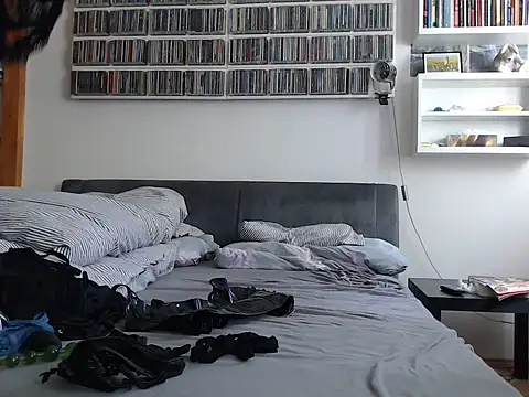 daviixx online show from April 23, 2026, 9:27 am