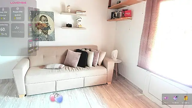 Snapshot of Tulipa_ chatting on December 3, 2024, 2:11 pm Tulipa online show from December 3, 2024, 2:11 pm