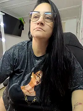 Ameliarizo online show from October 24, 2025, 9:58 pm