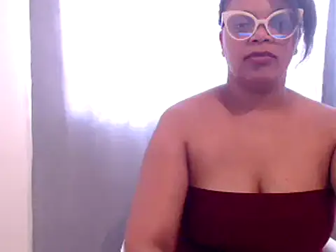 Snapshot of Lustfuleyez chatting on March 6, 2025, 1:14 pm Lustfuleyez online show from March 6, 2025, 1:14 pm