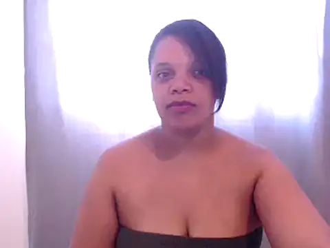 Snapshot of Lustfuleyez chatting on March 6, 2025, 6:41 am Lustfuleyez online show from March 6, 2025, 6:41 am