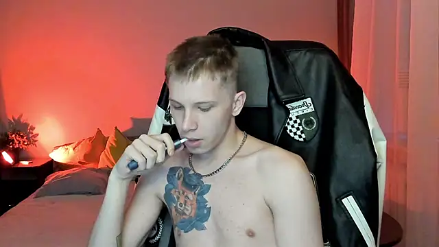 arlekincrop online show from March 23, 2025, 4:27 am