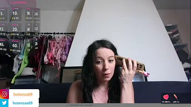 Snapshot of Hotenza69 chatting on March 15, 2025, 9:16 pm Hotenza69 online show from March 15, 2025, 9:16 pm