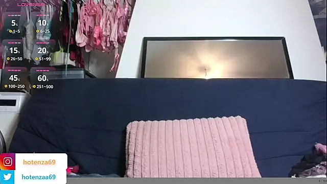 Snapshot of Hotenza69 chatting on March 17, 2025, 9:24 pm Hotenza69 online show from March 17, 2025, 9:24 pm