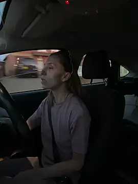 Heidi Harper online show from March 1, 2025, 6:00 pm