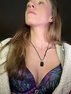 Heidi Harper online show from January 6, 2025, 4:23 pm