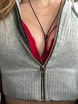 Heidi Harper online show from October 21, 2025, 8:36 am