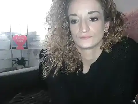 AshleyRain online show from February 8, 2026, 9:07 am