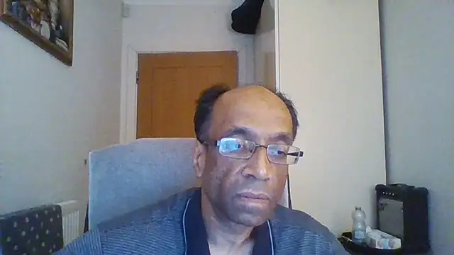 rauncher1 online show from October 22, 2025, 9:09 am