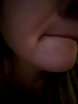 Susanel online show from October 9, 2025, 9:59 pm