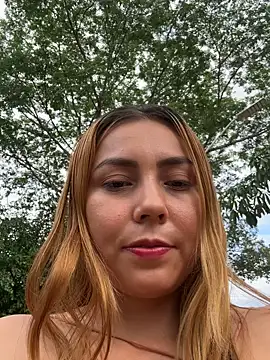 Snapshot of Brittanyrosexx chatting on December 3, 2025, 7:57 pm Brittanyrosexx online show from December 3, 2025, 7:57 pm