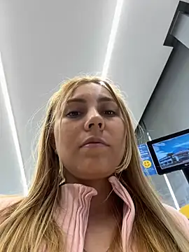 Snapshot of Brittanyrosexx chatting on September 12, 2025, 8:52 pm Brittanyrosexx online show from September 12, 2025, 8:52 pm