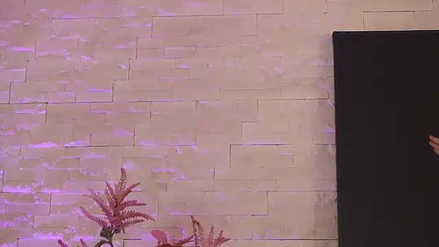 Snapshot of FeliciaKrige chatting on February 14, 2026, 9:48 pm FeliciaKrige online show from February 14, 2026, 9:48 pm