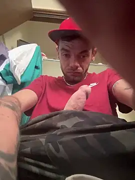 cumgitsumdic online show from March 15, 2026, 9:33 pm