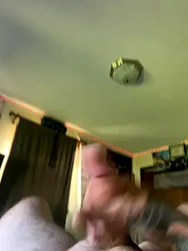 Snapshot of cumgitsumdic chatting on September 18, 2025, 6:33 pm cumgitsumdic online show from September 18, 2025, 6:33 pm