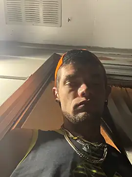 cumgitsumdic online show from April 15, 2026, 9:37 am