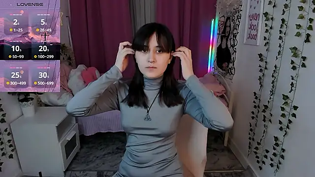 Alexa Lexi  online show from March 4, 2026, 10:56 am