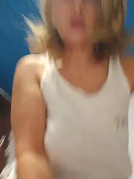 Snapshot of elacoquette chatting on November 1, 2025, 3:57 am elacoquette online show from November 1, 2025, 3:57 am