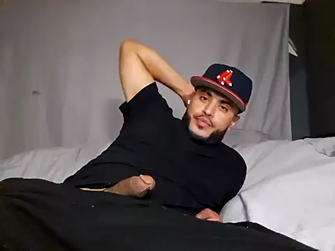 gardy8585 online show from January 7, 2025, 2:30 pm