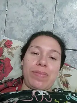 Venusluxodomme online show from April 28, 2026, 6:23 pm