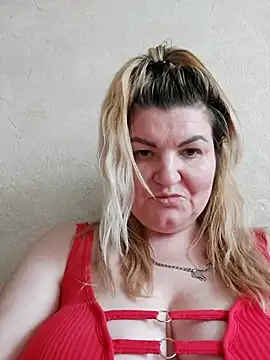 Snapshot of VeronikaBless chatting on February 20, 2025, 1:40 pm VeronikaBless online show from February 20, 2025, 1:40 pm