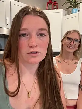 Snapshot of PussiesnCream_ chatting on September 25, 2025, 3:51 pm PussiesnCream online show from September 25, 2025, 3:51 pm