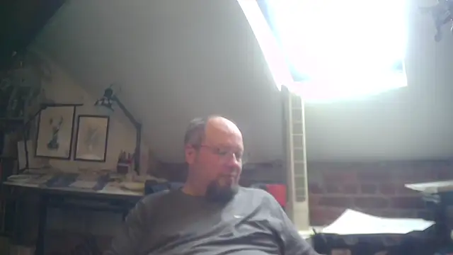 Snapshot of Bigreg001 chatting on November 23, 2025, 12:37 pm Bigreg001 online show from November 23, 2025, 12:37 pm