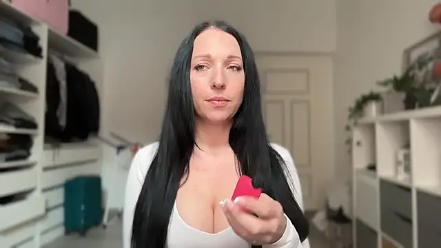 Viola Beck online show from February 24, 2026, 8:59 am