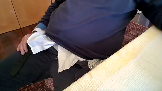 polloiw online show from April 23, 2026, 11:16 am