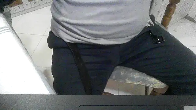 polloiw online show from October 19, 2025, 7:38 pm