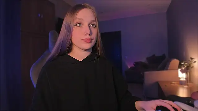 Rachel Ro online show from December 22, 2024, 12:17 am