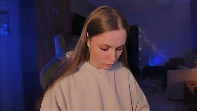 Rachel Ro online show from January 24, 2025, 3:02 pm