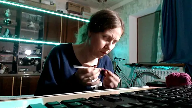 pa1e pr1ncess online show from April 19, 2026, 6:10 pm