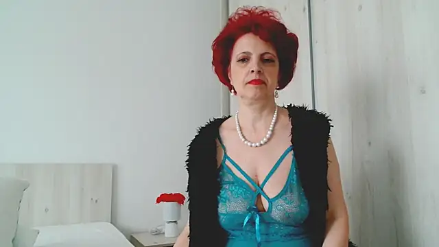 MilfSupreme online show from March 17, 2025, 1:39 pm