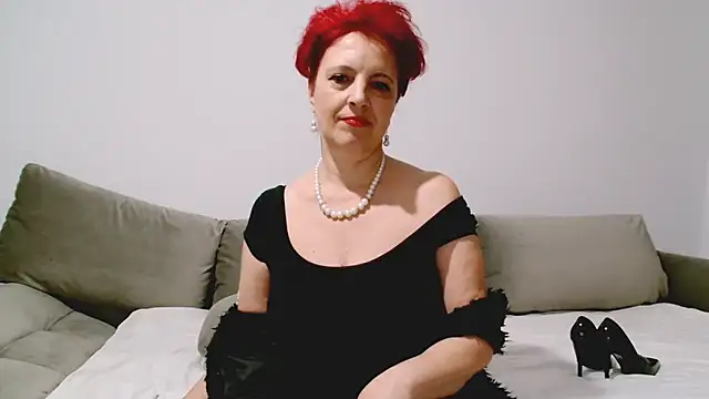 MilfSupreme online show from January 6, 2026, 9:08 pm