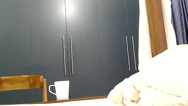 katt008 online show from October 12, 2025, 3:19 am