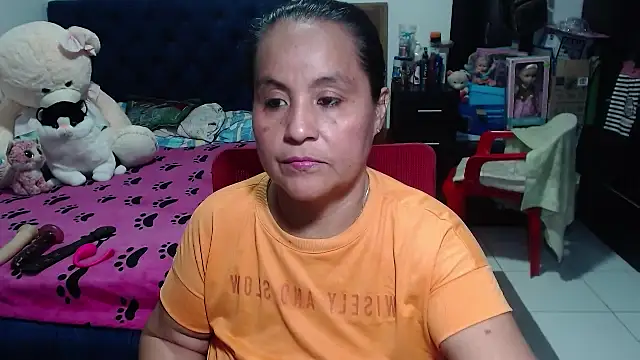 Snapshot of pervert_mommy_ chatting on February 25, 2025, 9:20 am pervert mommy online show from February 25, 2025, 9:20 am