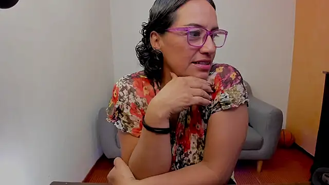 Snapshot of scarlet_wet chatting on June 11, 2026, 11:46 pm scarlet wet online show from June 11, 2026, 11:46 pm