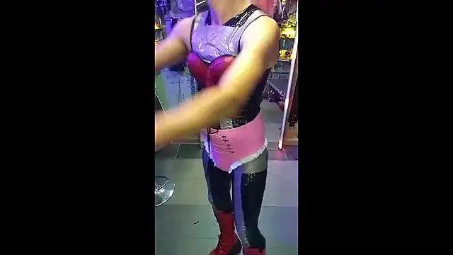 Snapshot of fetishboyzz chatting on September 27, 2025, 11:38 am fetishboyzz online show from September 27, 2025, 11:38 am