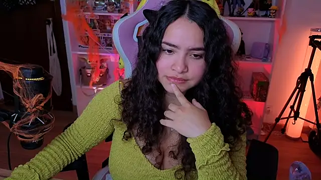 Snapshot of Sweet_sully__ chatting on October 12, 2025, 9:21 am Sweet sully online show from October 12, 2025, 9:21 am