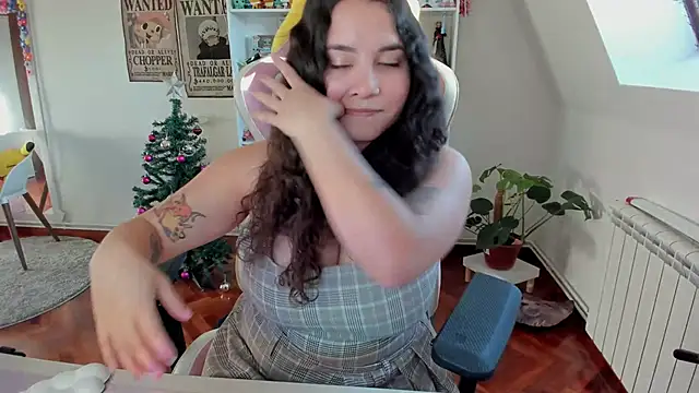 Snapshot of Sweet_sully__ chatting on December 31, 2024, 9:21 am Sweet sully online show from December 31, 2024, 9:21 am