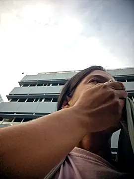 Snapshot of DAELAA chatting on February 3, 2026, 11:21 pm DAELAA online show from February 3, 2026, 11:21 pm