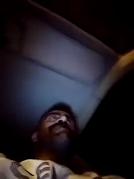 aminem912 online show from September 9, 2025, 4:49 pm