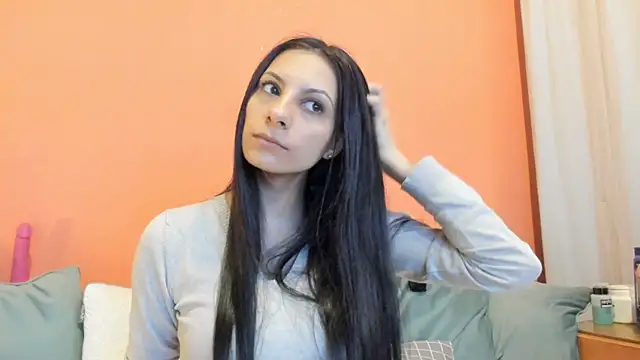 Dirty-Bya online show from December 17, 2025, 9:09 pm